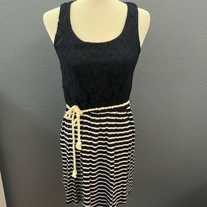 Pink Rose Navy Lace dress with rope belt Sz Lg NWT